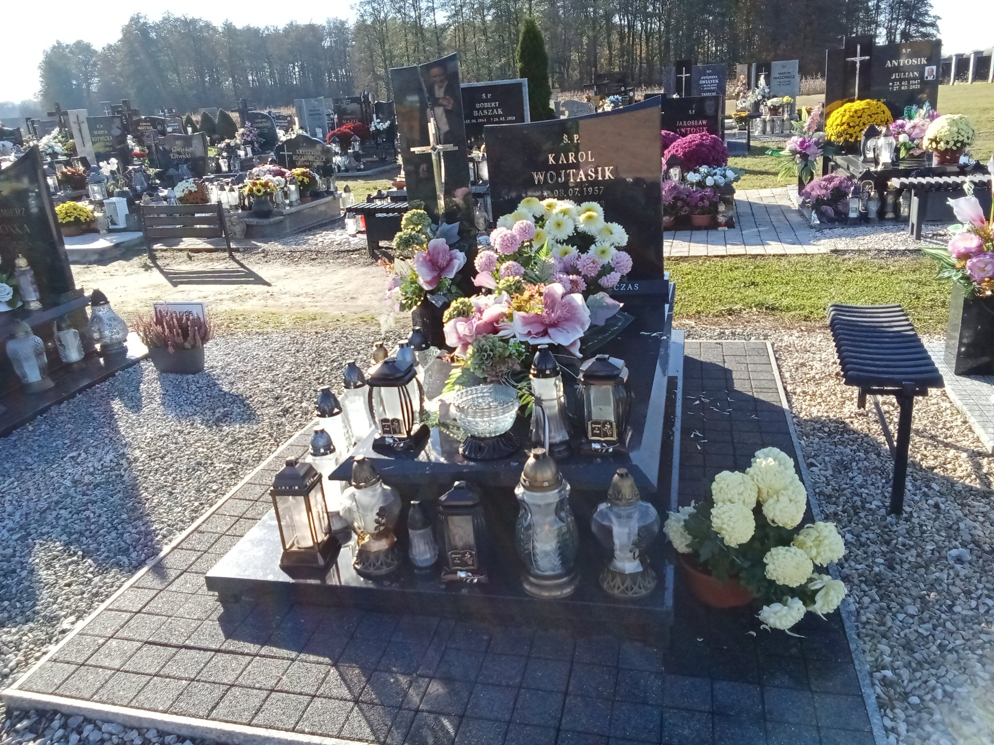 Grób Karol Wojtasik